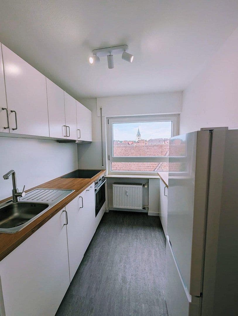 Pronájem bytu 2+1 54 m², Friedrich-Münch-Straße 45, Mühlacker, Bádensko-Württembersko Pronájem bytu 2+1 54 m², Friedrich-Münch-Straße 45, Mühlacker, Bádensko-Württembersko