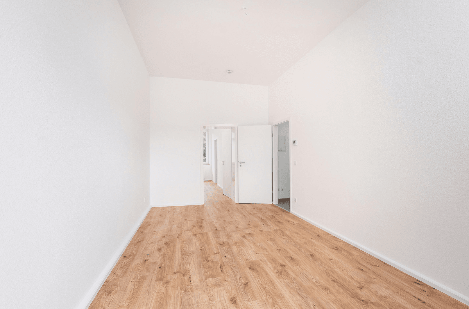 Prodej bytu 3+1 76 m², Düsseldorf, Severní Porýní-Vestfálsko Prodej bytu 3+1 76 m², Düsseldorf, Severní Porýní-Vestfálsko