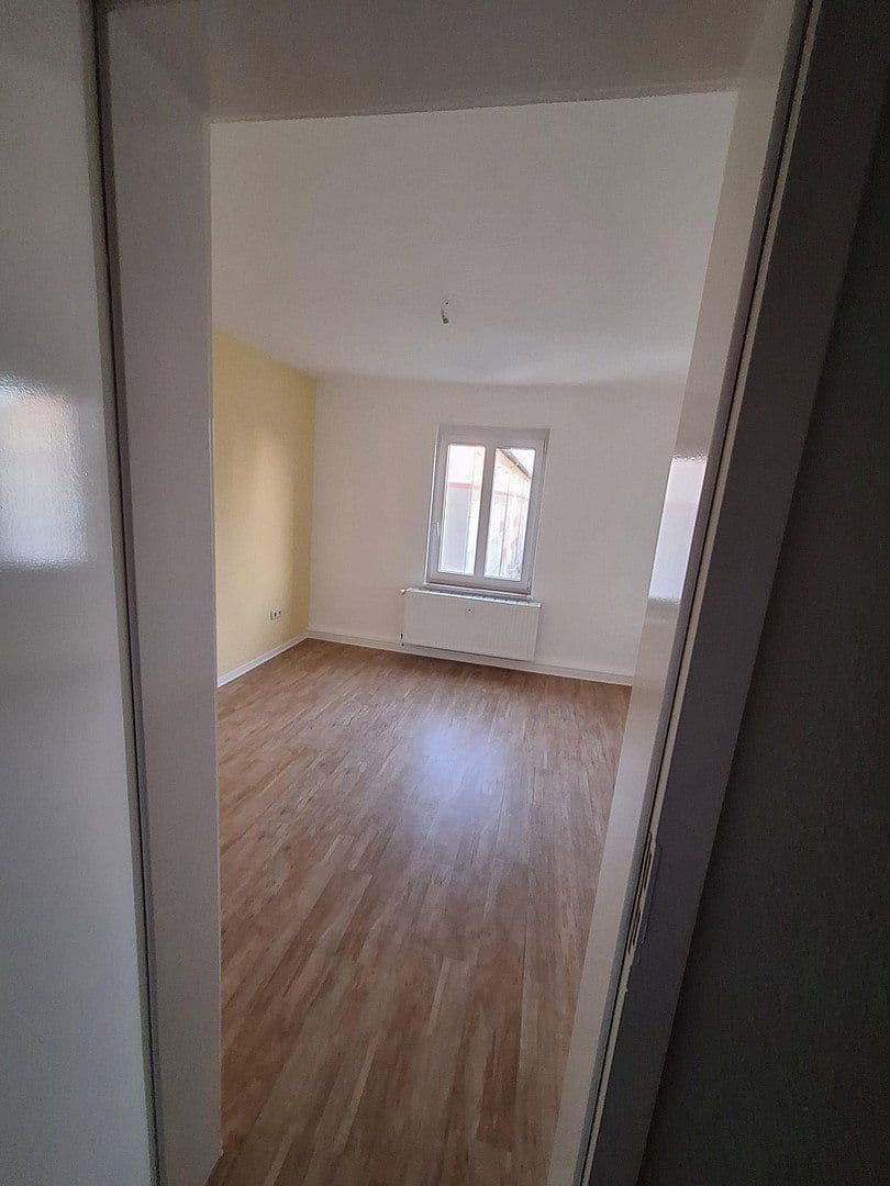 Pronájem bytu 3+1 92 m², Güstrow, Mecklenburg-Vorpommern Pronájem bytu 3+1 92 m², Güstrow, Mecklenburg-Vorpommern