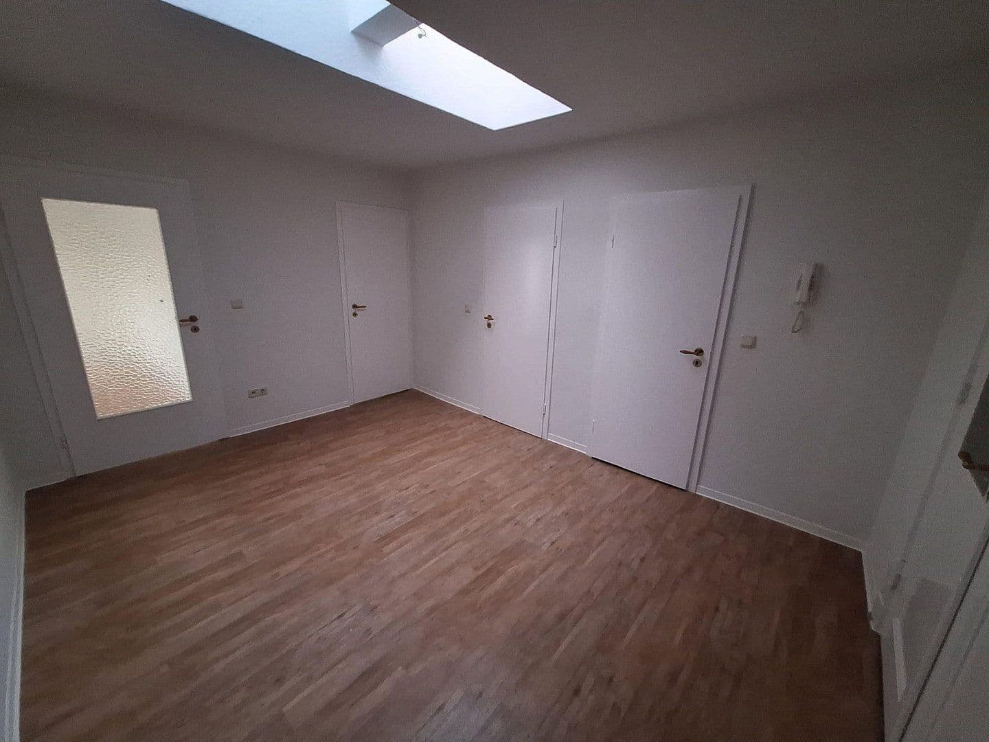 Pronájem bytu 3+1 92 m², Güstrow, Mecklenburg-Vorpommern Pronájem bytu 3+1 92 m², Güstrow, Mecklenburg-Vorpommern