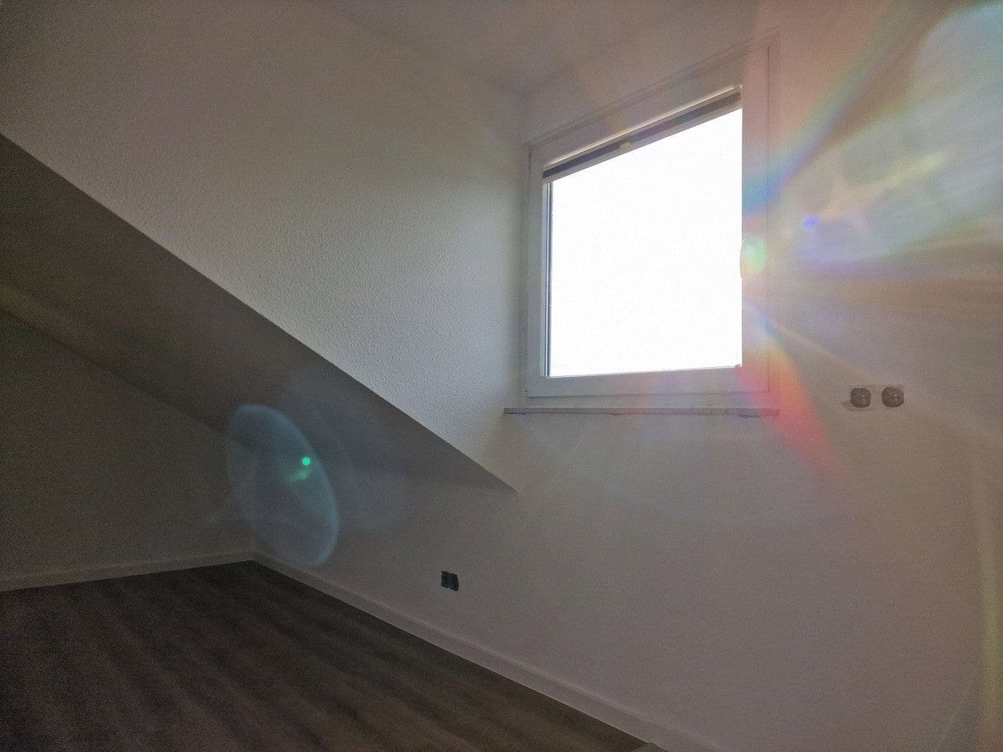 Pronájem bytu 1+1 38 m², Düsseldorfer Str. 177, Leverkusen, Severní Porýní-Vestfálsko Pronájem bytu 1+1 38 m², Düsseldorfer Str. 177, Leverkusen, Severní Porýní-Vestfálsko