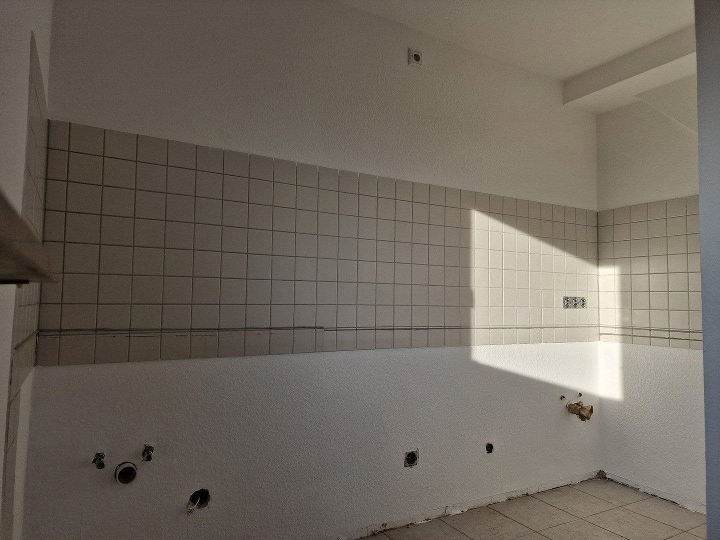 Pronájem bytu 1+1 38 m², Düsseldorfer Str. 177, Leverkusen, Severní Porýní-Vestfálsko Pronájem bytu 1+1 38 m², Düsseldorfer Str. 177, Leverkusen, Severní Porýní-Vestfálsko