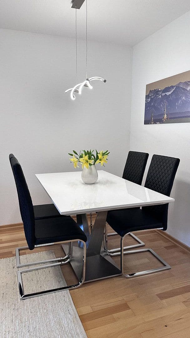 Pronájem bytu 3+1 73 m², München, Bavorsko Pronájem bytu 3+1 73 m², München, Bavorsko