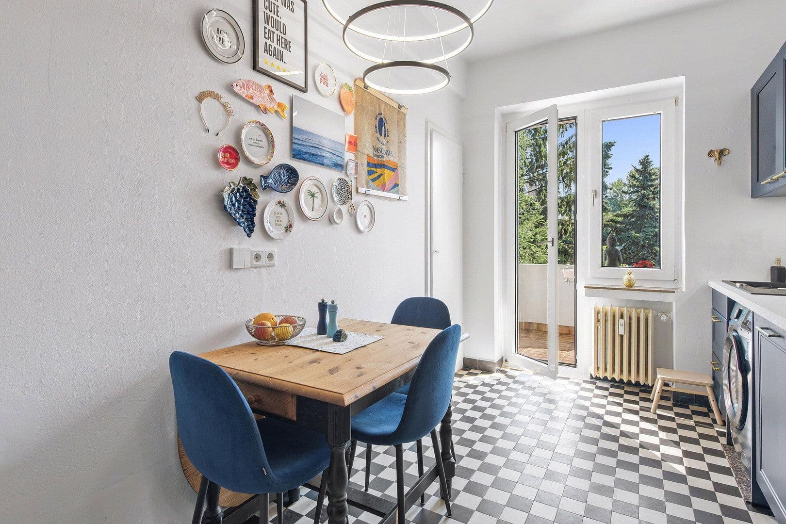 Pronájem bytu 2+1 100 m², Fischerstr. 45, Düsseldorf, Severní Porýní-Vestfálsko Pronájem bytu 2+1 100 m², Fischerstr. 45, Düsseldorf, Severní Porýní-Vestfálsko