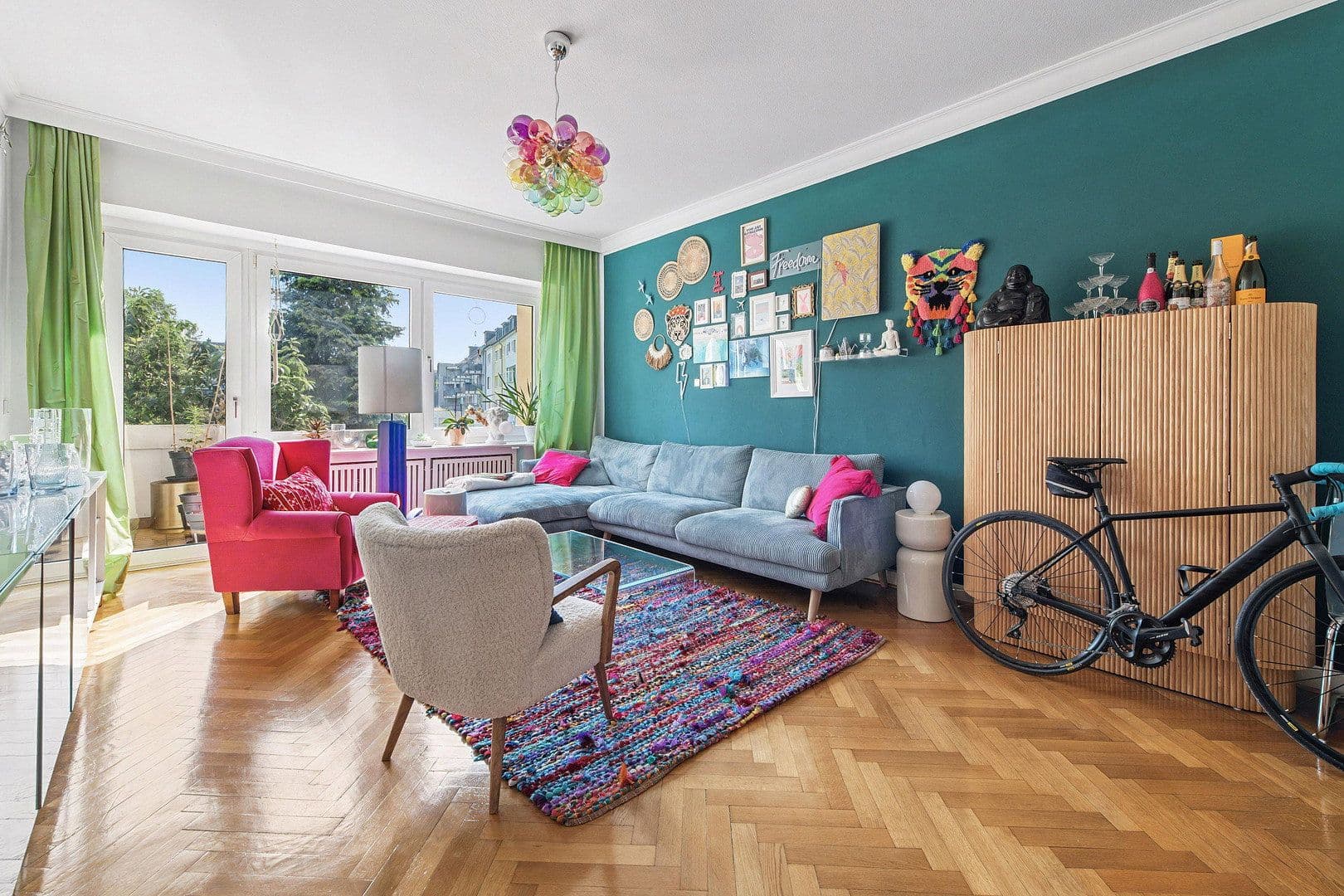 Pronájem bytu 2+1 100 m², Fischerstr. 45, Düsseldorf, Severní Porýní-Vestfálsko Pronájem bytu 2+1 100 m², Fischerstr. 45, Düsseldorf, Severní Porýní-Vestfálsko