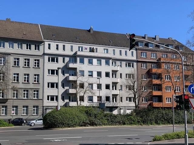 Pronájem bytu 2+1 100 m², Fischerstr. 45, Düsseldorf, Severní Porýní-Vestfálsko Pronájem bytu 2+1 100 m², Fischerstr. 45, Düsseldorf, Severní Porýní-Vestfálsko