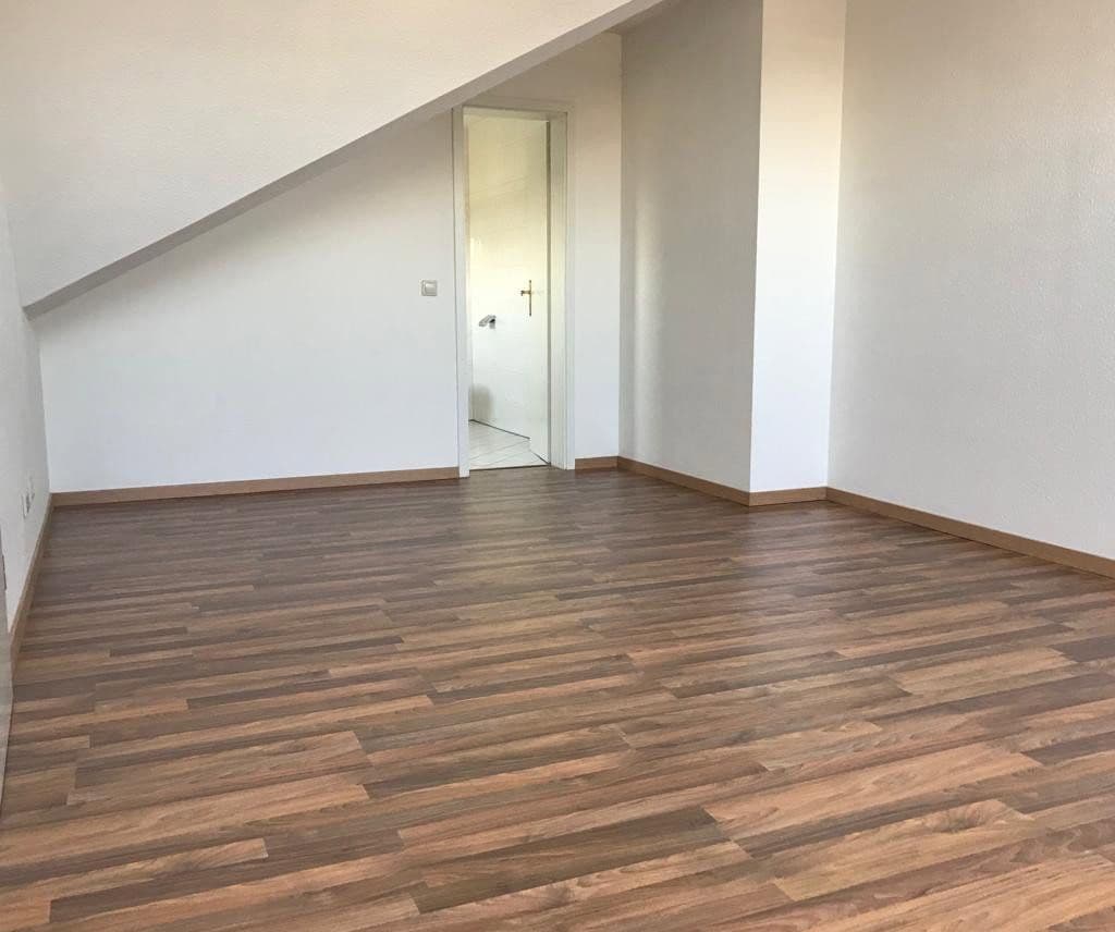 Pronájem bytu 2+kk 71 m², Carolastraße 32, Cvikov, Sasko Pronájem bytu 2+kk 71 m², Carolastraße 32, Cvikov, Sasko