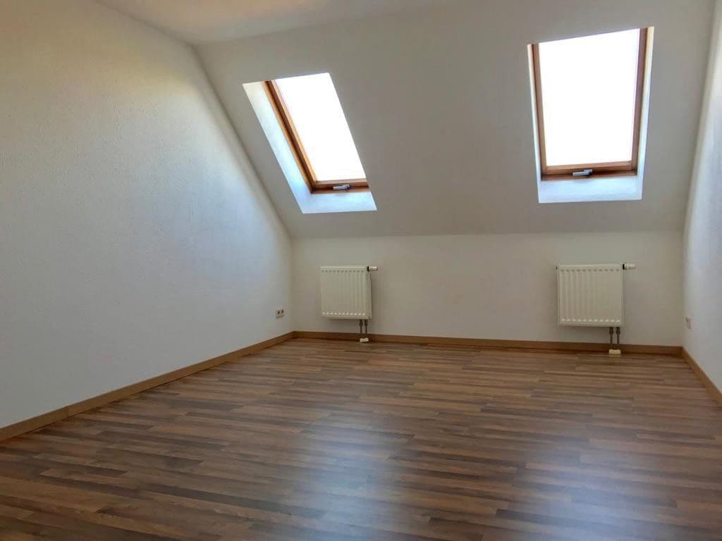 Pronájem bytu 2+kk 71 m², Carolastraße 32, Cvikov, Sasko Pronájem bytu 2+kk 71 m², Carolastraße 32, Cvikov, Sasko