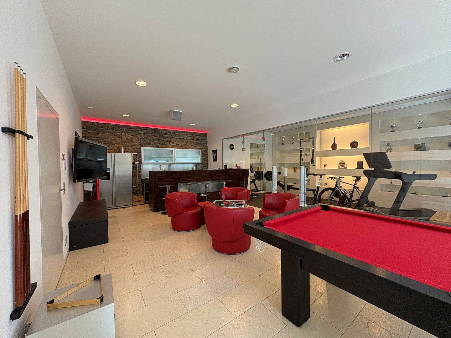 Prodej domu 572 m², pozemek 1.923 m², Rosenweg 8, Vöcklabruck, Horní Rakousko Prodej domu 572 m², pozemek 1.923 m², Rosenweg 8, Vöcklabruck, Horní Rakousko