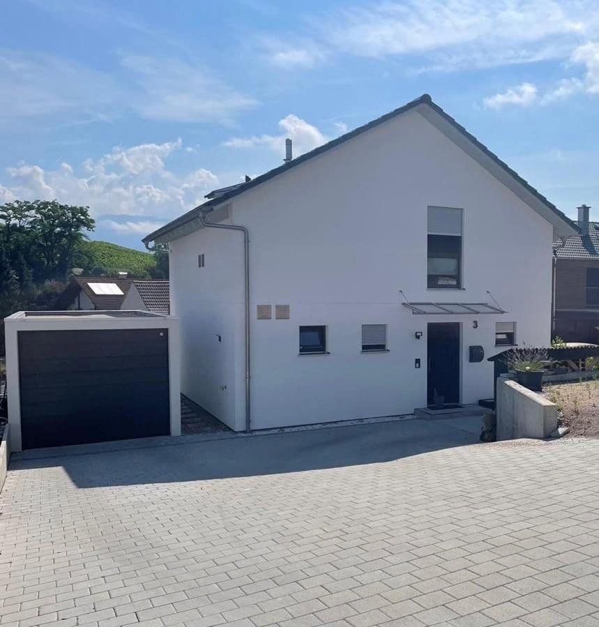 Prodej domu 106 m², pozemek 585 m², Haldengässle 3, Schliengen, Bádensko-Württembersko Prodej domu 106 m², pozemek 585 m², Haldengässle 3, Schliengen, Bádensko-Württembersko