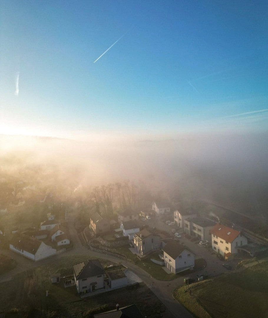 Prodej domu 106 m², pozemek 585 m², Haldengässle 3, Schliengen, Bádensko-Württembersko Prodej domu 106 m², pozemek 585 m², Haldengässle 3, Schliengen, Bádensko-Württembersko
