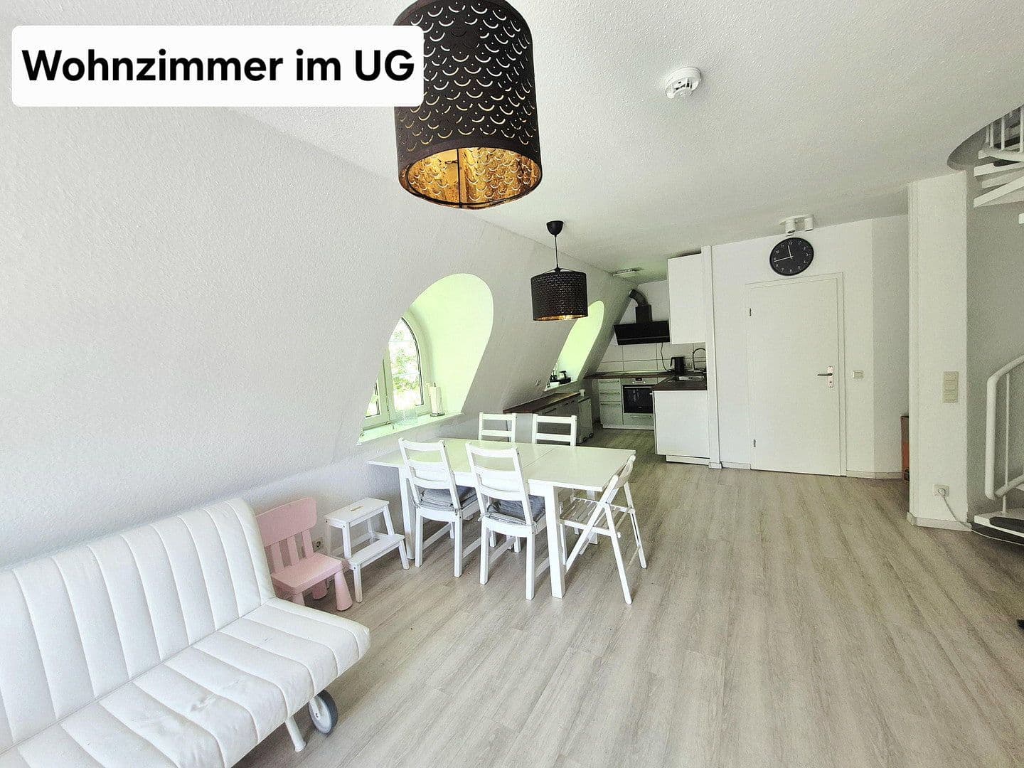 Pronájem bytu 4+1 96 m², Berlin, Berlín Pronájem bytu 4+1 96 m², Berlin, Berlín