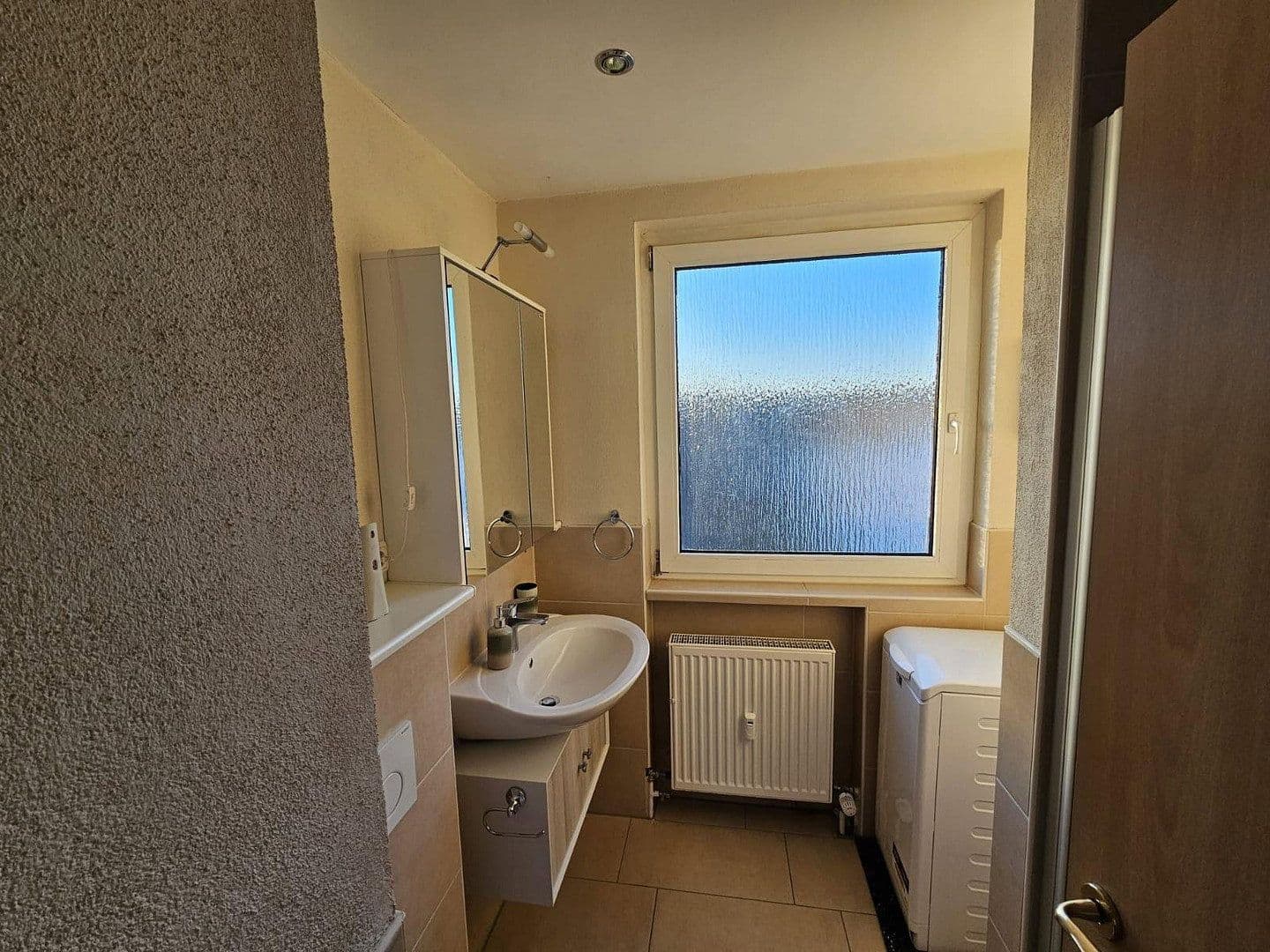 Pronájem bytu 1+kk 40 m², Steinforststraße 32, Erlangen, Bavorsko Pronájem bytu 1+kk 40 m², Steinforststraße 32, Erlangen, Bavorsko