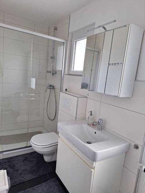 Pronájem domu 123 m², pozemek 96 m², Heusenstamm, Hessen Pronájem domu 123 m², pozemek 96 m², Heusenstamm, Hessen