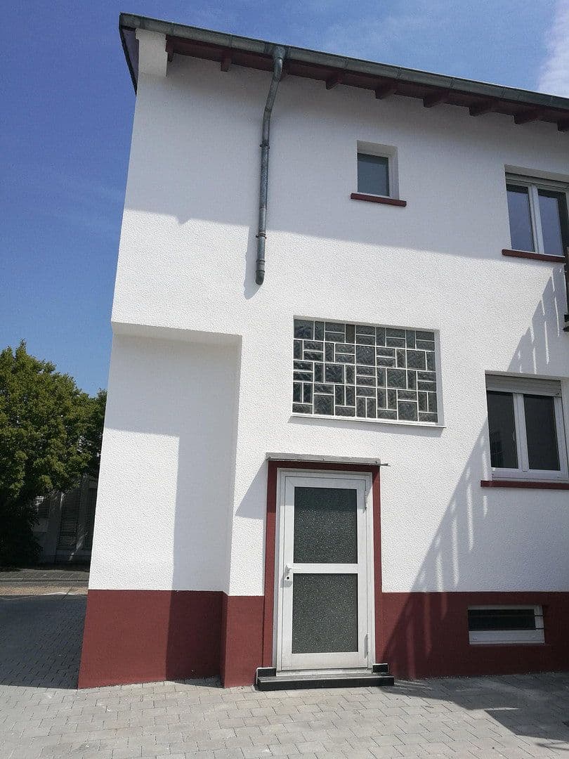 Pronájem domu 123 m², pozemek 96 m², Heusenstamm, Hessen Pronájem domu 123 m², pozemek 96 m², Heusenstamm, Hessen