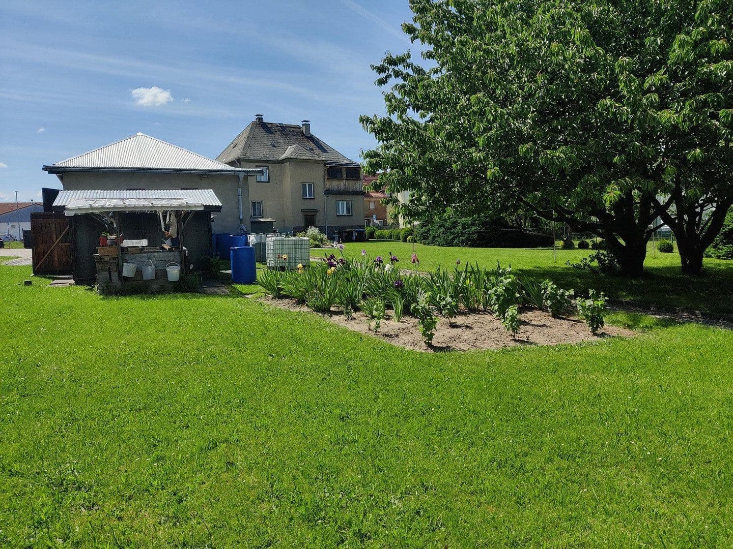 Prodej domu 154 m², pozemek 2.460 m², Chemnitzerstraße 103, Penig, Sasko Prodej domu 154 m², pozemek 2.460 m², Chemnitzerstraße 103, Penig, Sasko