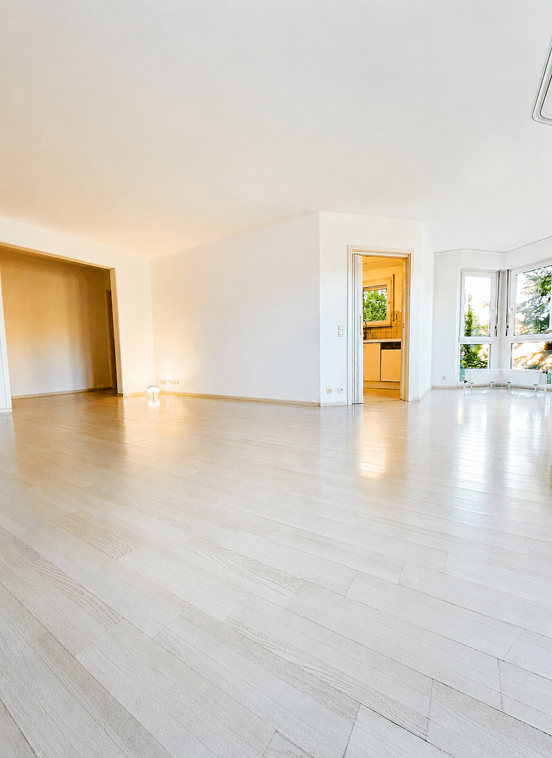 Prodej bytu 3+kk 86 m², Bahnhofstraße 79, Schwaikheim, Bádensko-Württembersko Prodej bytu 3+kk 86 m², Bahnhofstraße 79, Schwaikheim, Bádensko-Württembersko