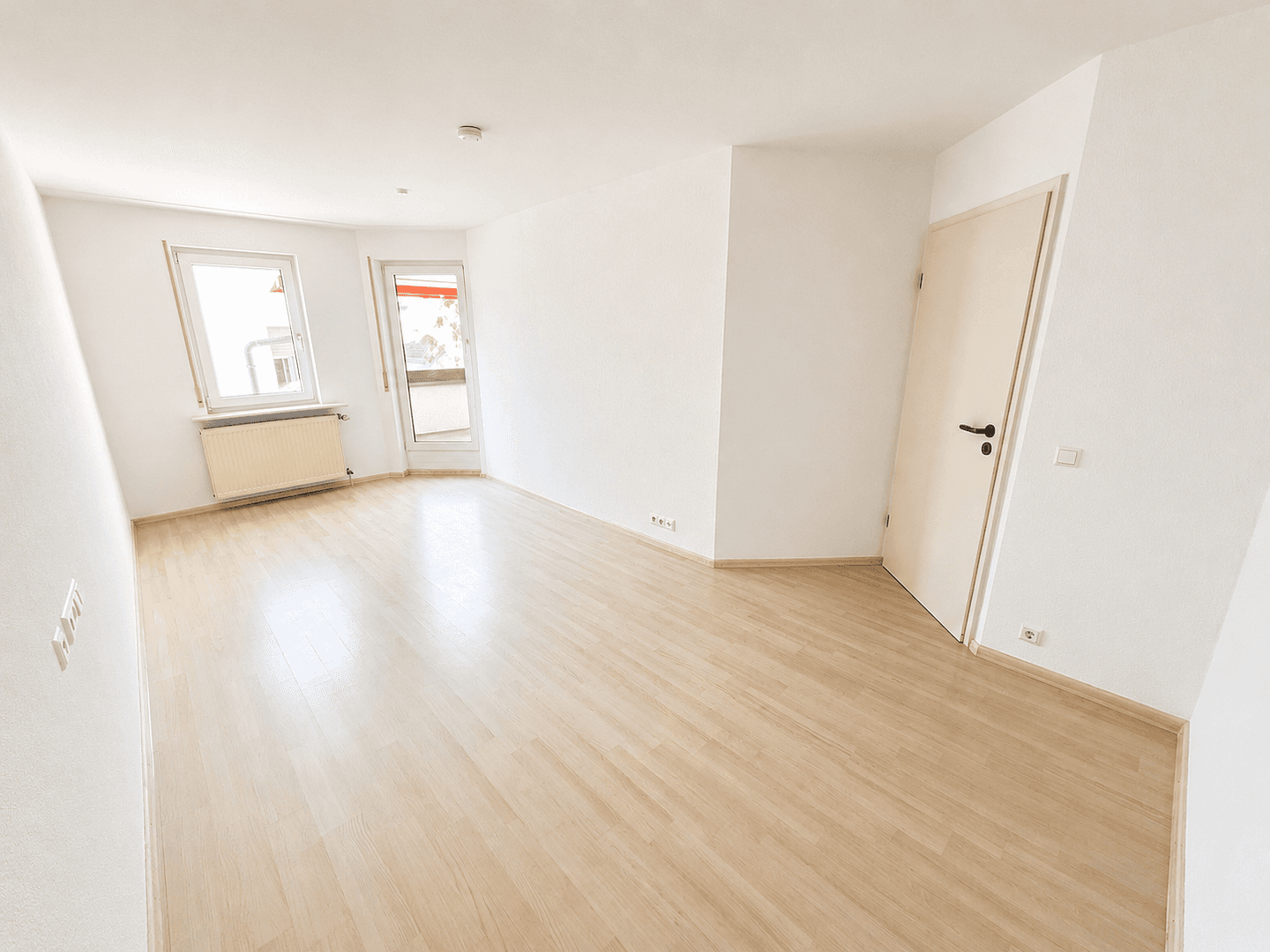 Prodej bytu 3+kk 86 m², Bahnhofstraße 79, Schwaikheim, Bádensko-Württembersko Prodej bytu 3+kk 86 m², Bahnhofstraße 79, Schwaikheim, Bádensko-Württembersko