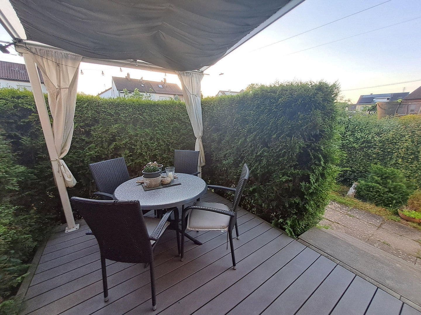 Prodej domu 108 m², pozemek 311 m², Unterensingen, Bádensko-Württembersko Prodej domu 108 m², pozemek 311 m², Unterensingen, Bádensko-Württembersko