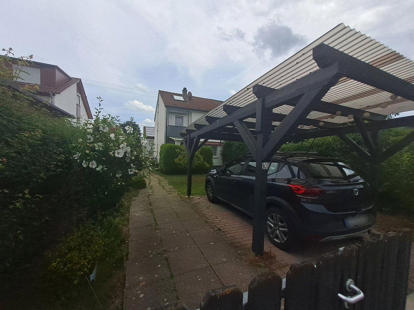 Prodej domu 108 m², pozemek 311 m², Unterensingen, Bádensko-Württembersko Prodej domu 108 m², pozemek 311 m², Unterensingen, Bádensko-Württembersko