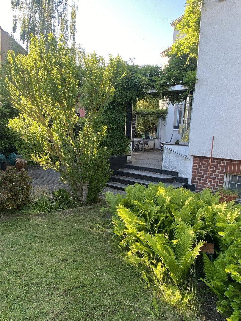 Prodej domu 130 m², pozemek 300 m², Saarlouiser Straße 4, Leipzig, Sasko Prodej domu 130 m², pozemek 300 m², Saarlouiser Straße 4, Leipzig, Sasko