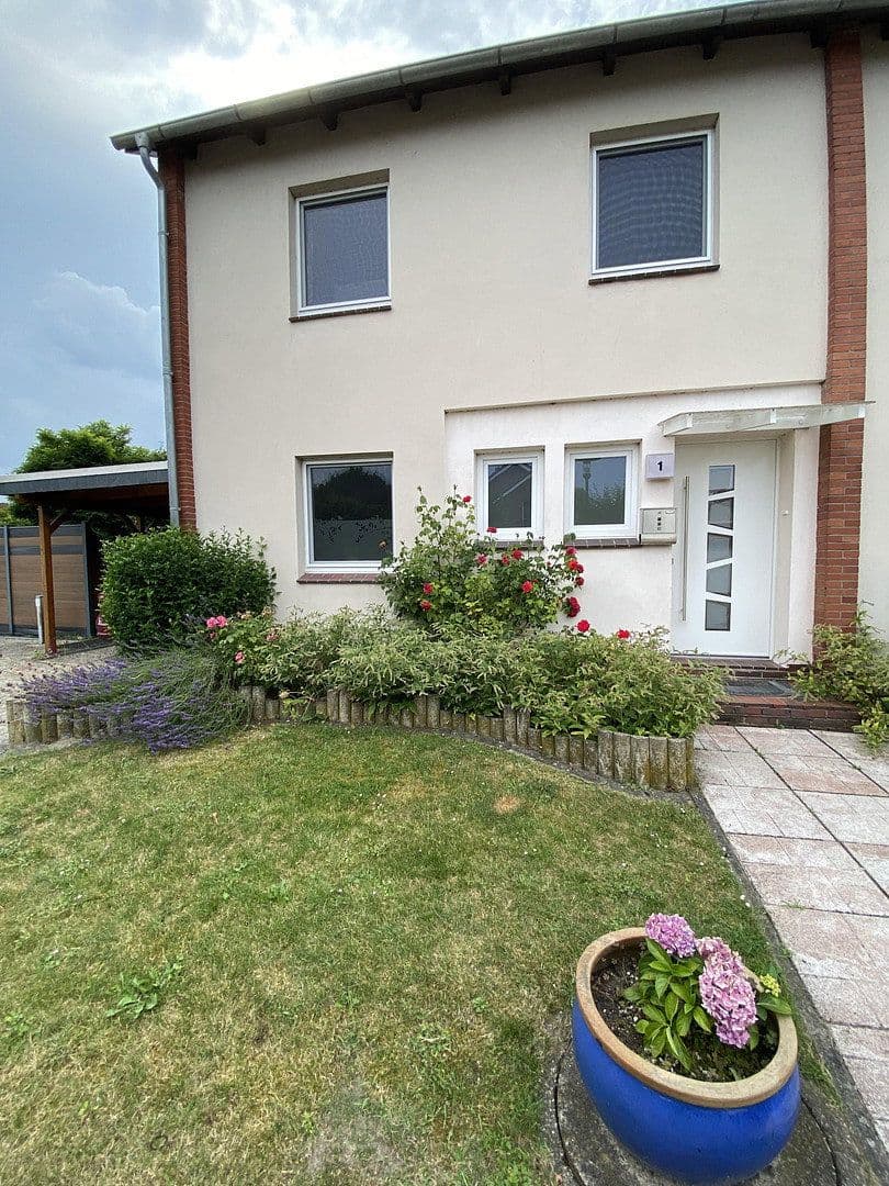 Prodej domu 100 m², pozemek 284 m², Wardenburg, Dolní Sasko Prodej domu 100 m², pozemek 284 m², Wardenburg, Dolní Sasko