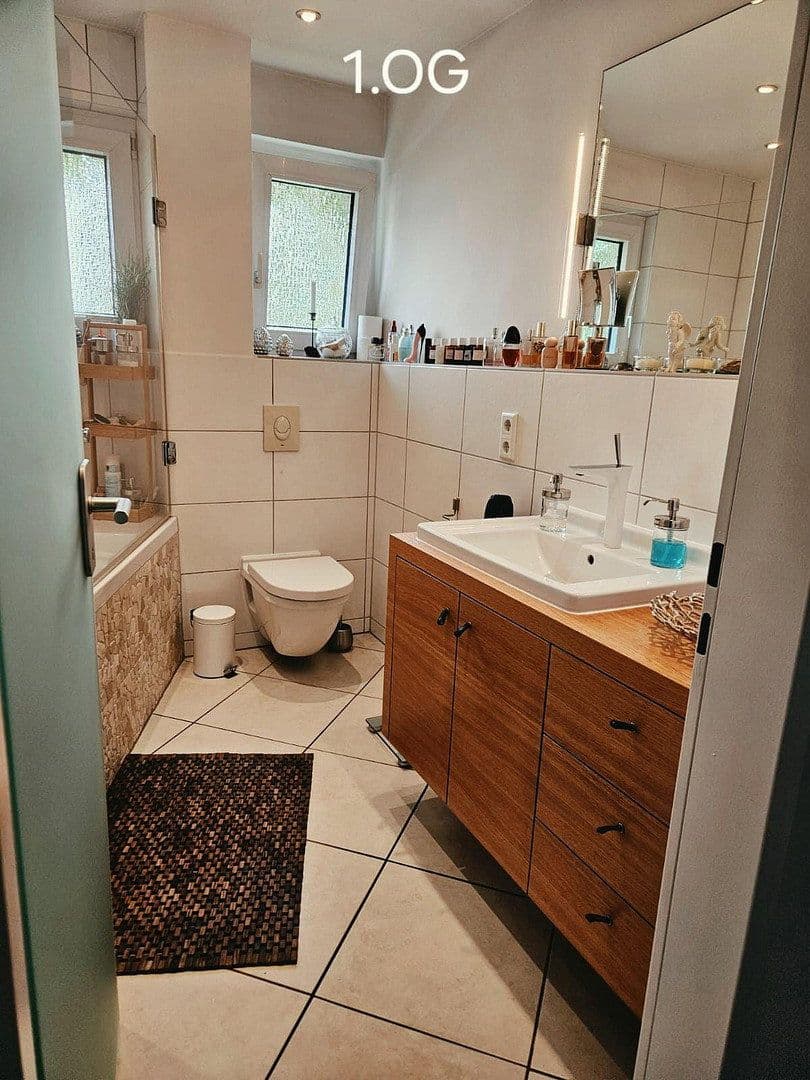 Prodej domu 182 m², pozemek 473 m², Köln-Auweiler, Severní Porýní-Vestfálsko Prodej domu 182 m², pozemek 473 m², Köln-Auweiler, Severní Porýní-Vestfálsko