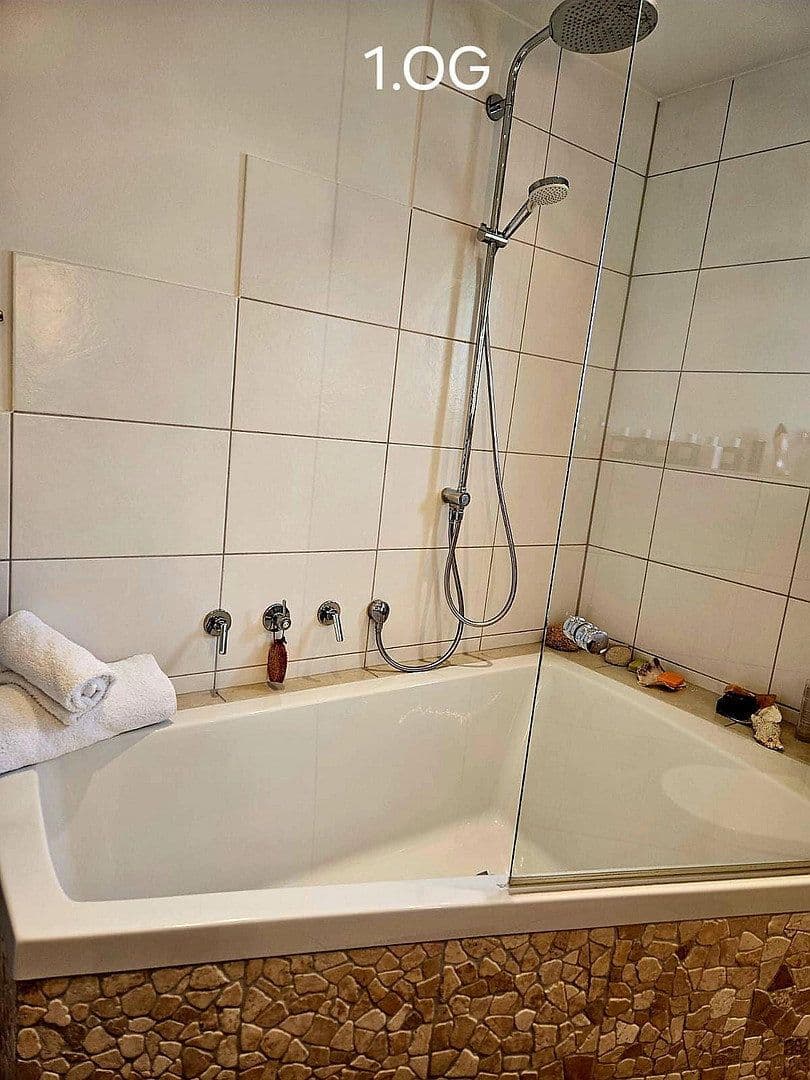Prodej domu 182 m², pozemek 473 m², Köln-Auweiler, Severní Porýní-Vestfálsko Prodej domu 182 m², pozemek 473 m², Köln-Auweiler, Severní Porýní-Vestfálsko