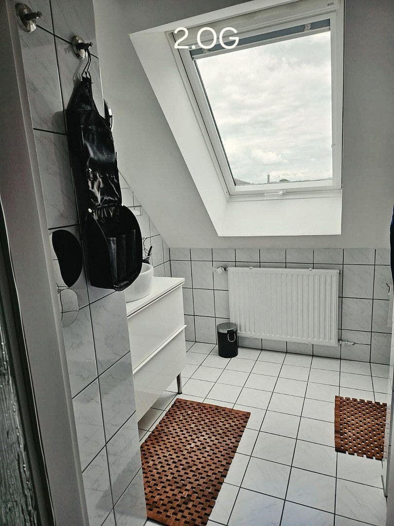 Prodej domu 182 m², pozemek 473 m², Köln-Auweiler, Severní Porýní-Vestfálsko Prodej domu 182 m², pozemek 473 m², Köln-Auweiler, Severní Porýní-Vestfálsko