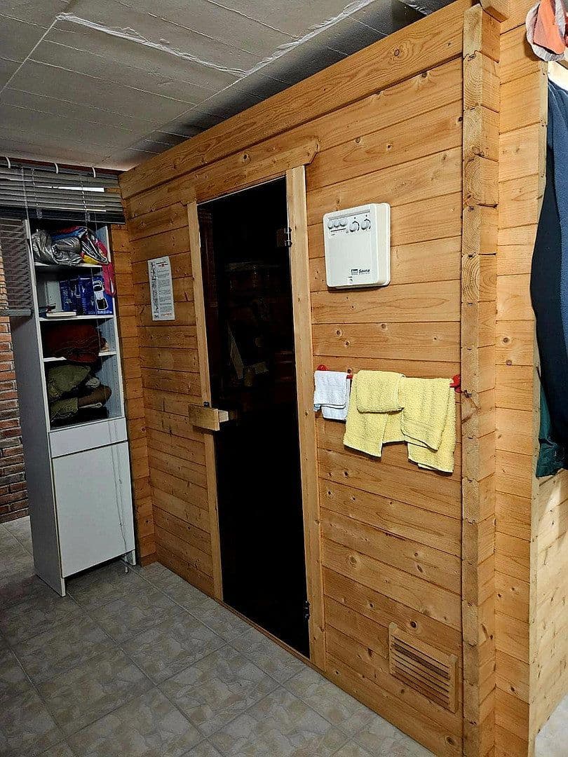 Prodej domu 182 m², pozemek 473 m², Köln-Auweiler, Severní Porýní-Vestfálsko Prodej domu 182 m², pozemek 473 m², Köln-Auweiler, Severní Porýní-Vestfálsko