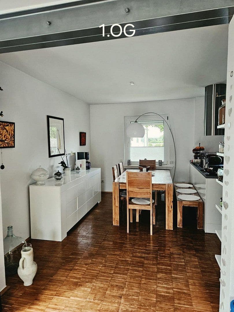 Prodej domu 182 m², pozemek 473 m², Köln-Auweiler, Severní Porýní-Vestfálsko Prodej domu 182 m², pozemek 473 m², Köln-Auweiler, Severní Porýní-Vestfálsko