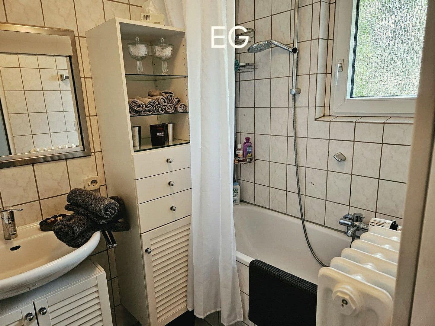Prodej domu 182 m², pozemek 473 m², Köln-Auweiler, Severní Porýní-Vestfálsko Prodej domu 182 m², pozemek 473 m², Köln-Auweiler, Severní Porýní-Vestfálsko