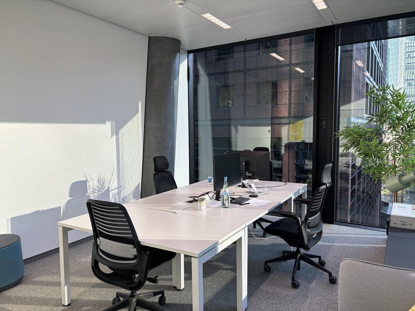 Pronájem kanceláře 40 m², Große Gallusstraße 18, Frankfurt, Hessen Pronájem kanceláře 40 m², Große Gallusstraße 18, Frankfurt, Hessen