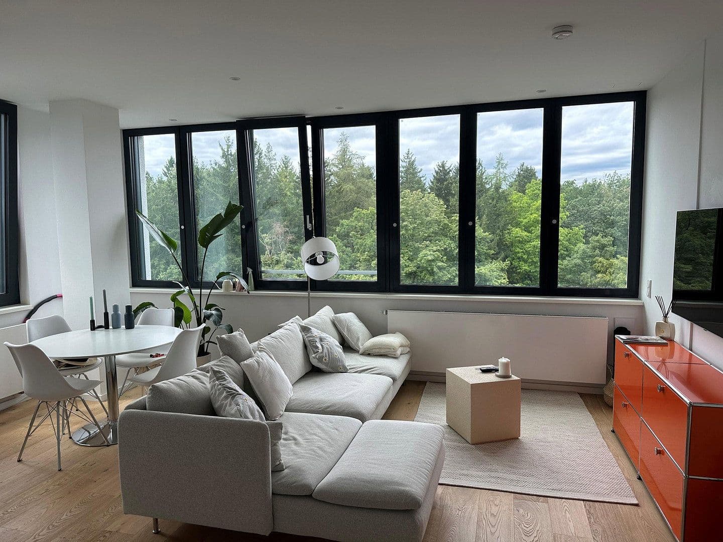 Pronájem bytu 1+kk 56 m², Fürstenrieder Str. 285, München, Bavorsko Pronájem bytu 1+kk 56 m², Fürstenrieder Str. 285, München, Bavorsko