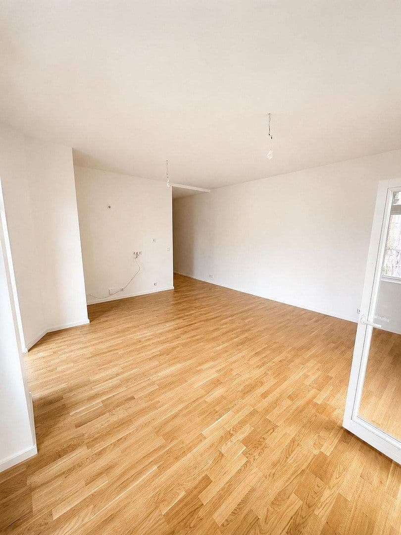 Pronájem bytu 2+1 55 m², Denisstrasse 0, Nürnberg, Bavorsko Pronájem bytu 2+1 55 m², Denisstrasse 0, Nürnberg, Bavorsko