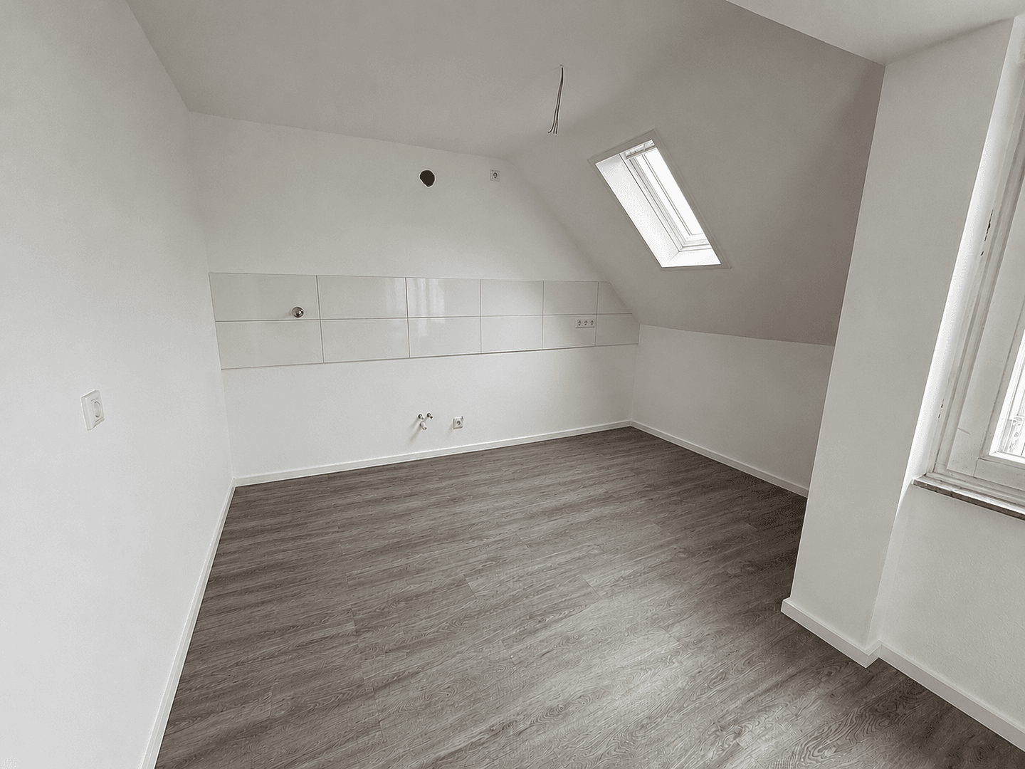 Pronájem bytu 2+1 73 m², Leverkusen, Severní Porýní-Vestfálsko Pronájem bytu 2+1 73 m², Leverkusen, Severní Porýní-Vestfálsko