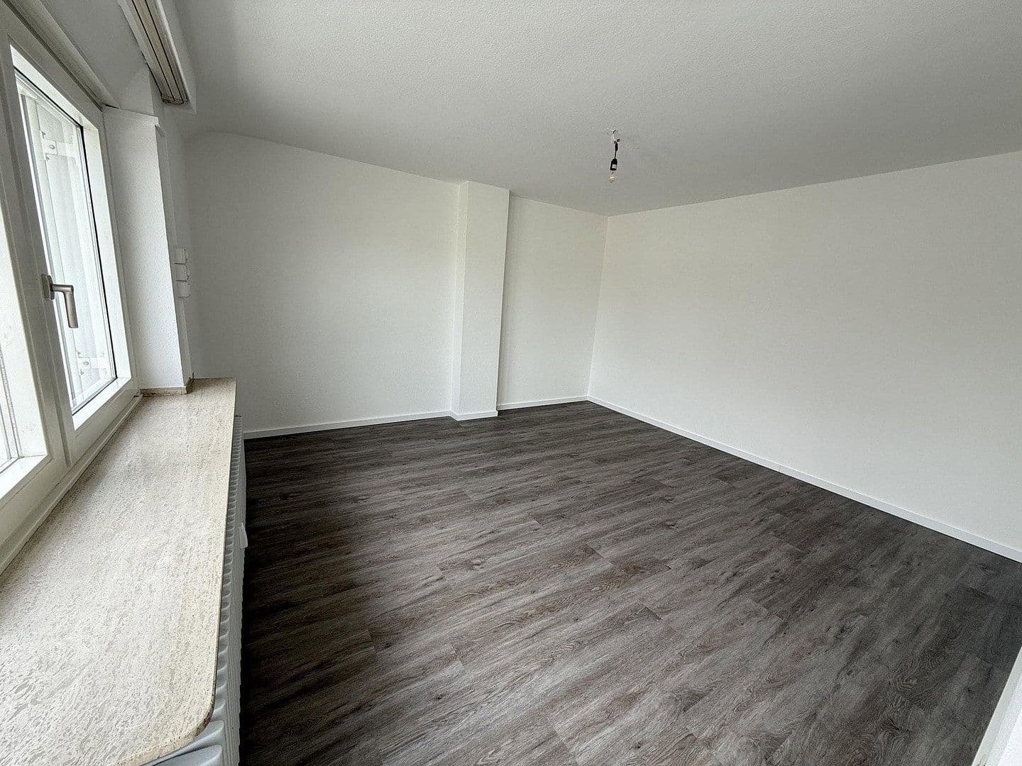 Pronájem bytu 2+1 73 m², Leverkusen, Severní Porýní-Vestfálsko Pronájem bytu 2+1 73 m², Leverkusen, Severní Porýní-Vestfálsko