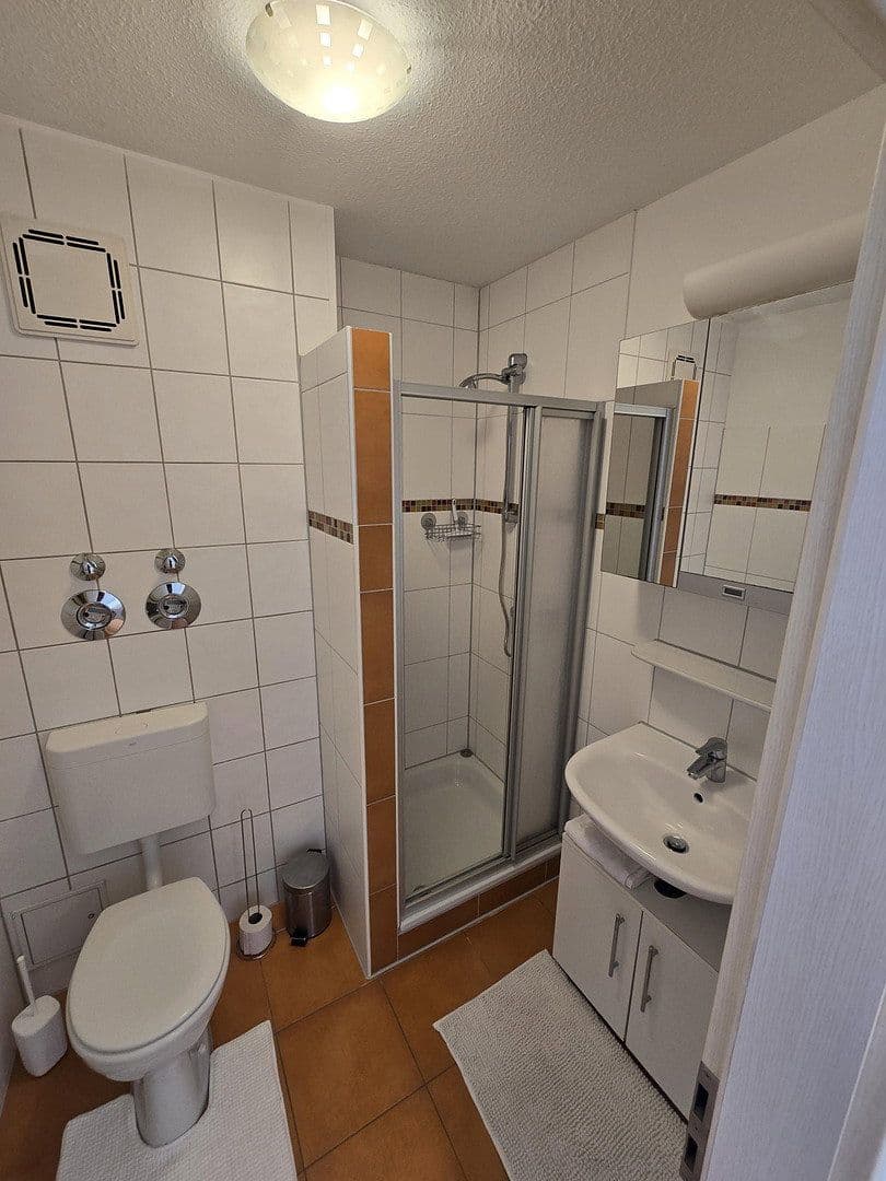 Pronájem bytu 1+1 28 m², Lange Straße 74, Fürth, Bavorsko Pronájem bytu 1+1 28 m², Lange Straße 74, Fürth, Bavorsko