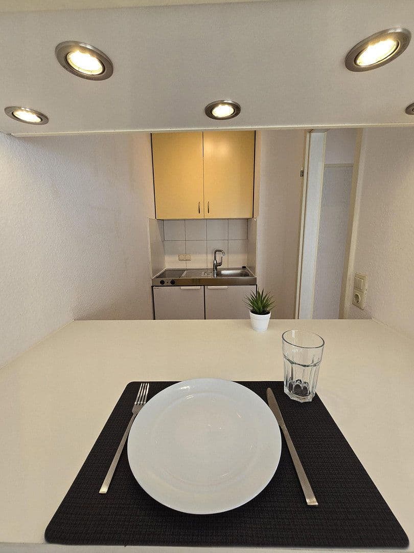 Pronájem bytu 1+1 28 m², Lange Straße 74, Fürth, Bavorsko Pronájem bytu 1+1 28 m², Lange Straße 74, Fürth, Bavorsko