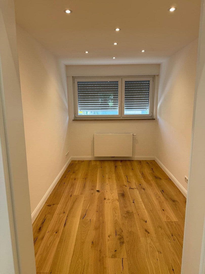 Pronájem bytu 3+1 76 m², Traubenstraße 10, Stuttgart West, Bádensko-Württembersko Pronájem bytu 3+1 76 m², Traubenstraße 10, Stuttgart West, Bádensko-Württembersko