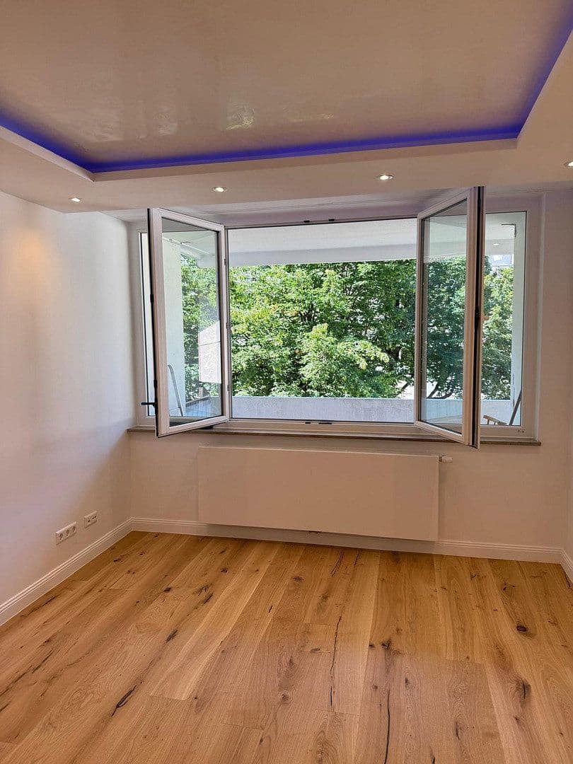 Pronájem bytu 3+1 76 m², Traubenstraße 10, Stuttgart West, Bádensko-Württembersko Pronájem bytu 3+1 76 m², Traubenstraße 10, Stuttgart West, Bádensko-Württembersko