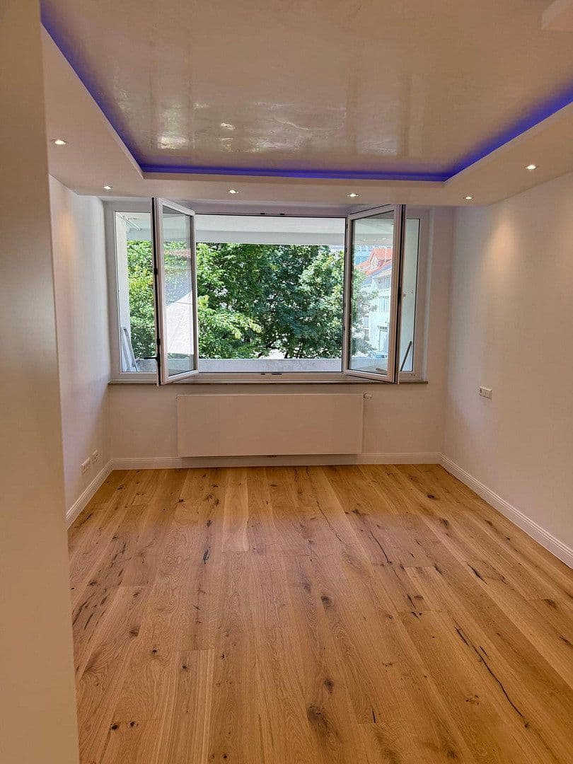 Pronájem bytu 3+1 76 m², Traubenstraße 10, Stuttgart West, Bádensko-Württembersko Pronájem bytu 3+1 76 m², Traubenstraße 10, Stuttgart West, Bádensko-Württembersko