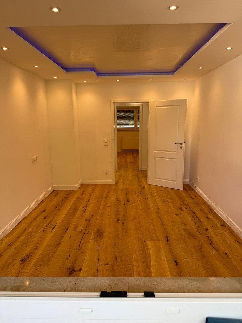 Pronájem bytu 3+1 76 m², Traubenstraße 10, Stuttgart West, Bádensko-Württembersko Pronájem bytu 3+1 76 m², Traubenstraße 10, Stuttgart West, Bádensko-Württembersko