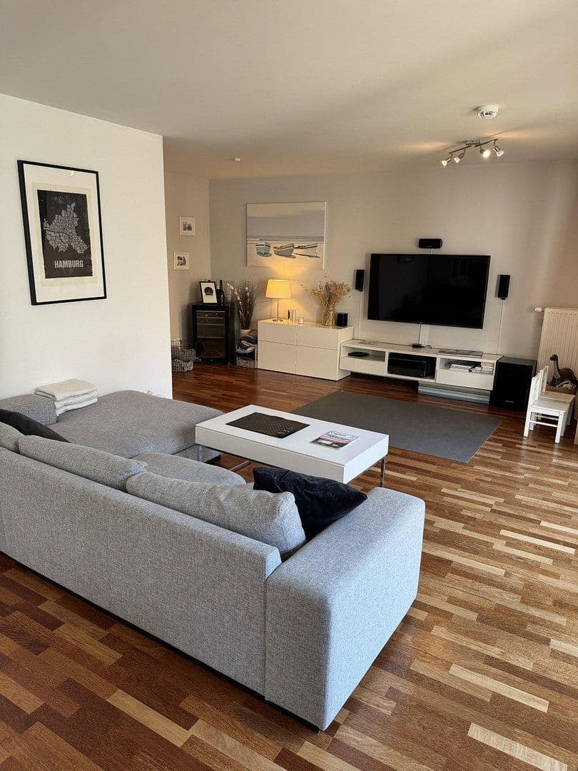 Prodej bytu 3+kk 112 m², Winterhuder Weg 43, Hamburg, Hamburg Prodej bytu 3+kk 112 m², Winterhuder Weg 43, Hamburg, Hamburg