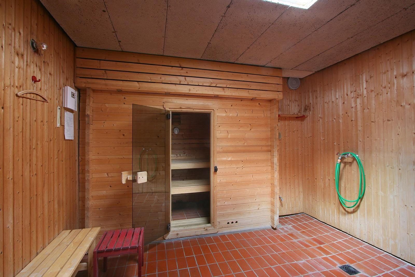 Prodej domu 170 m², pozemek 377 m², Kiel, Šlesvicko-Holštýnsko Prodej domu 170 m², pozemek 377 m², Kiel, Šlesvicko-Holštýnsko