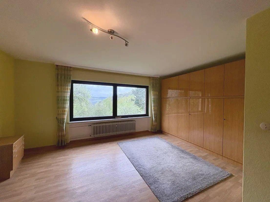 Prodej domu 172 m², pozemek 1.234 m², Hunsrückstraße 2, Horath, Porýní-Falc Prodej domu 172 m², pozemek 1.234 m², Hunsrückstraße 2, Horath, Porýní-Falc