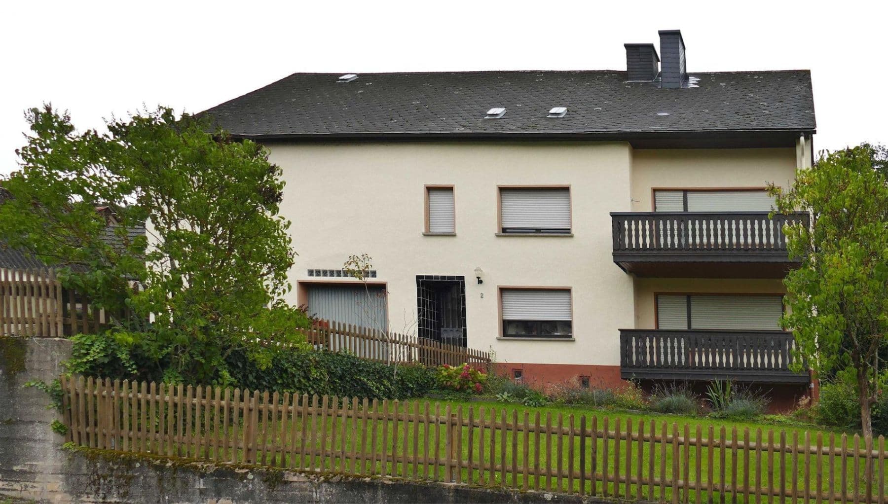 Prodej domu 172 m², pozemek 1.234 m², Hunsrückstraße 2, Horath, Porýní-Falc Prodej domu 172 m², pozemek 1.234 m², Hunsrückstraße 2, Horath, Porýní-Falc