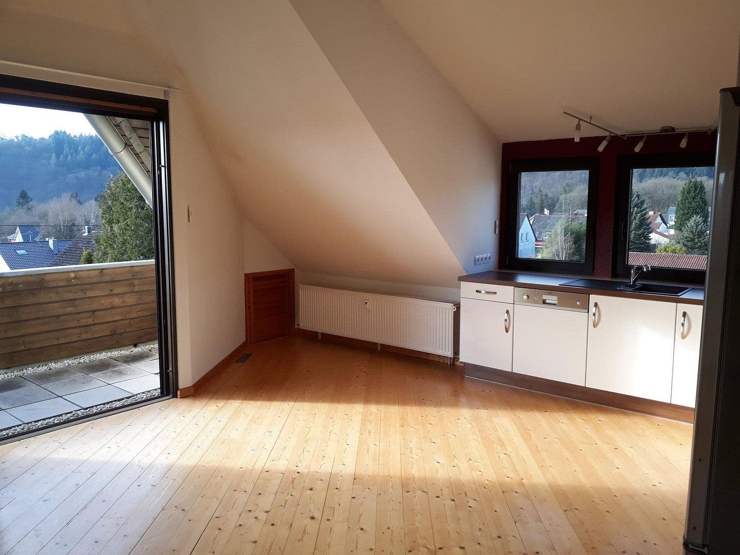 Pronájem bytu 2+kk 70 m², Mettlach, Země Sársko Pronájem bytu 2+kk 70 m², Mettlach, Země Sársko