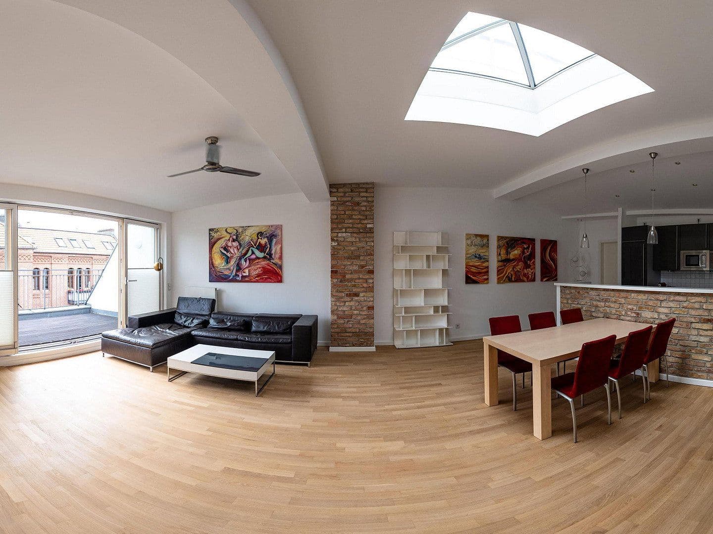Pronájem bytu 3+1 107 m², Berlin, Berlín Pronájem bytu 3+1 107 m², Berlin, Berlín