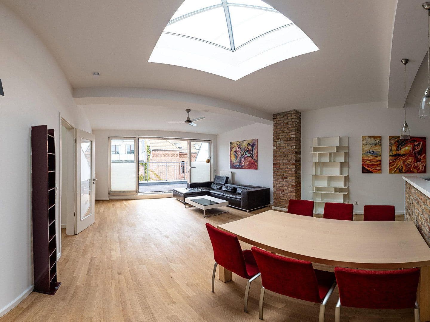 Pronájem bytu 3+1 107 m², Berlin, Berlín Pronájem bytu 3+1 107 m², Berlin, Berlín